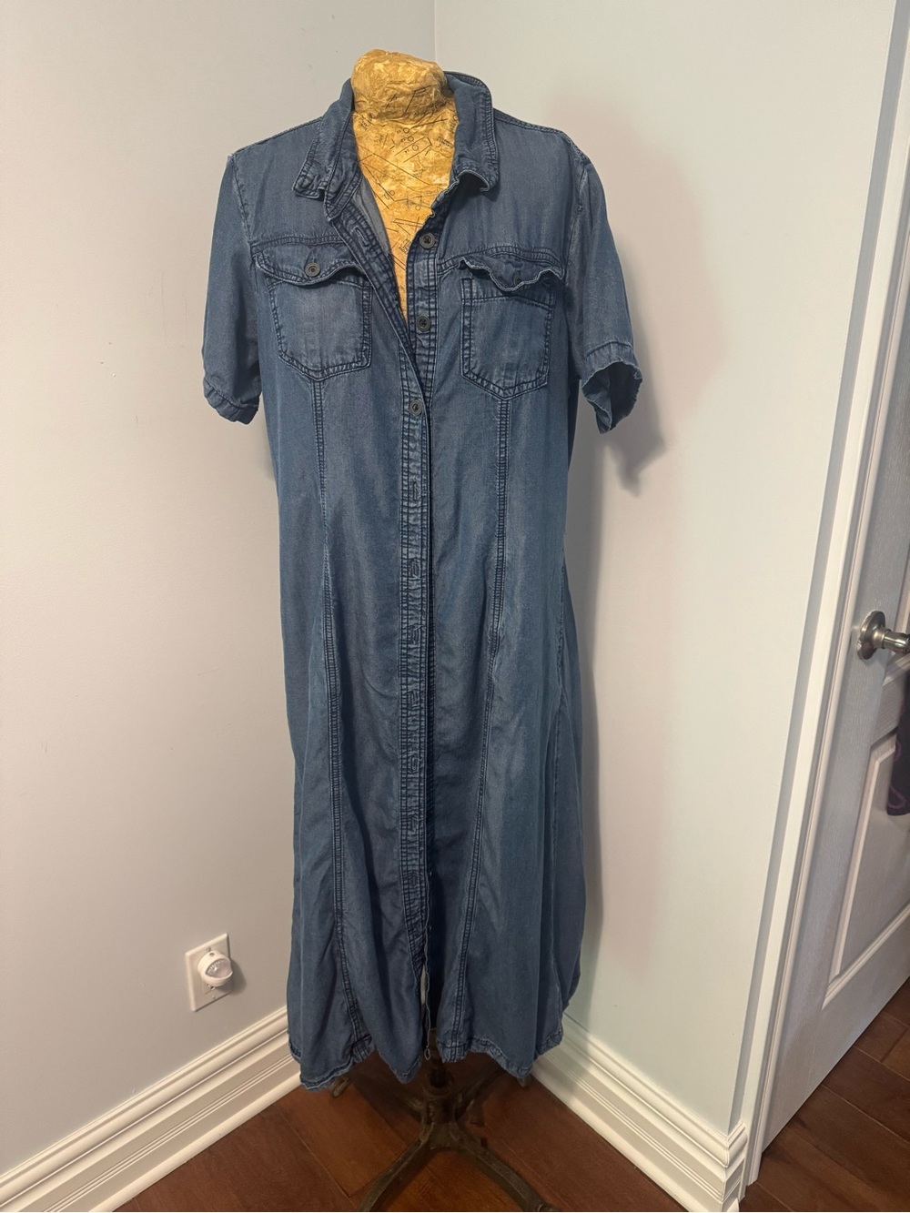 Casual Blue Denim Maxi Shirt Dress